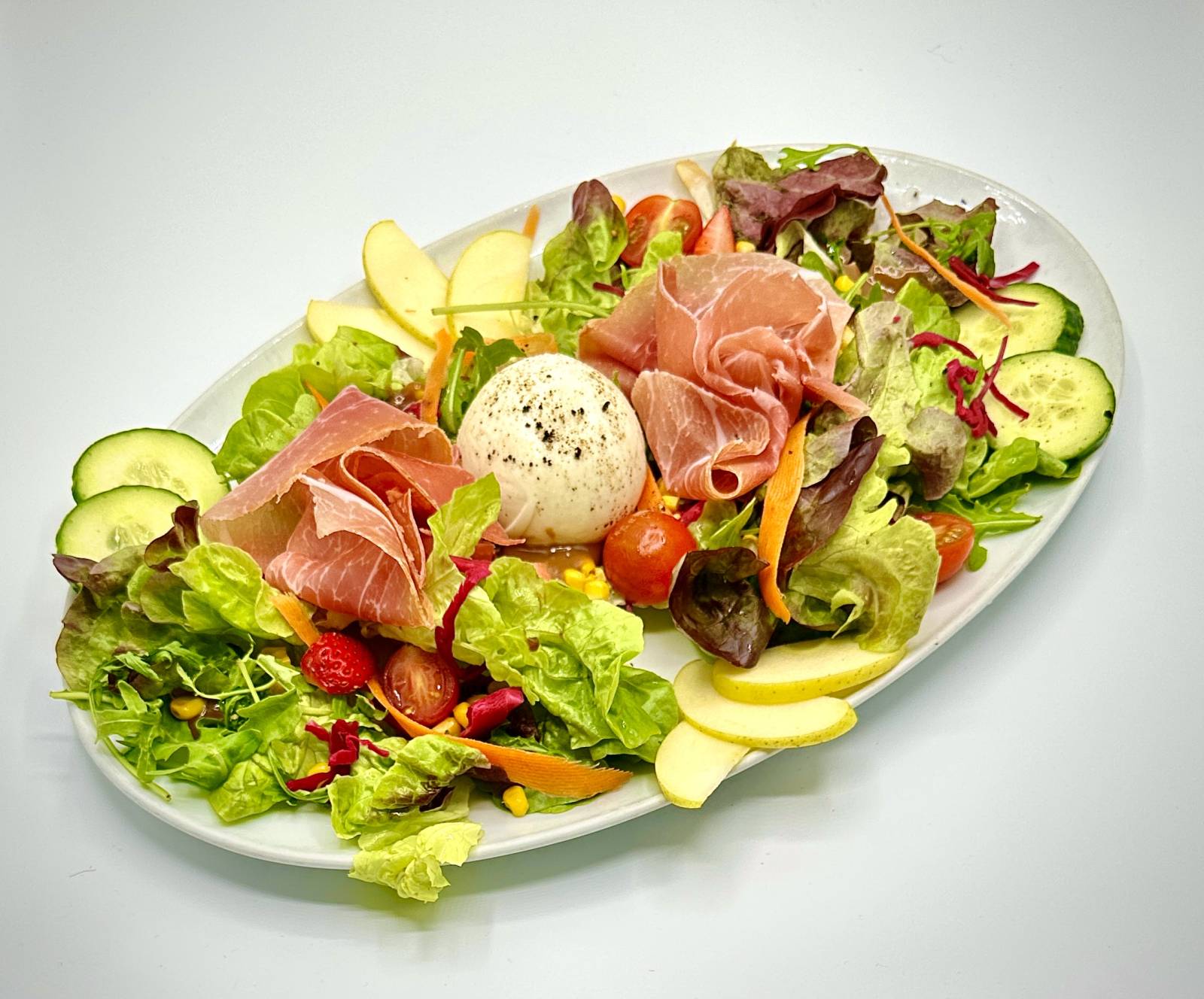 Salade de Burrata & jambon de pays