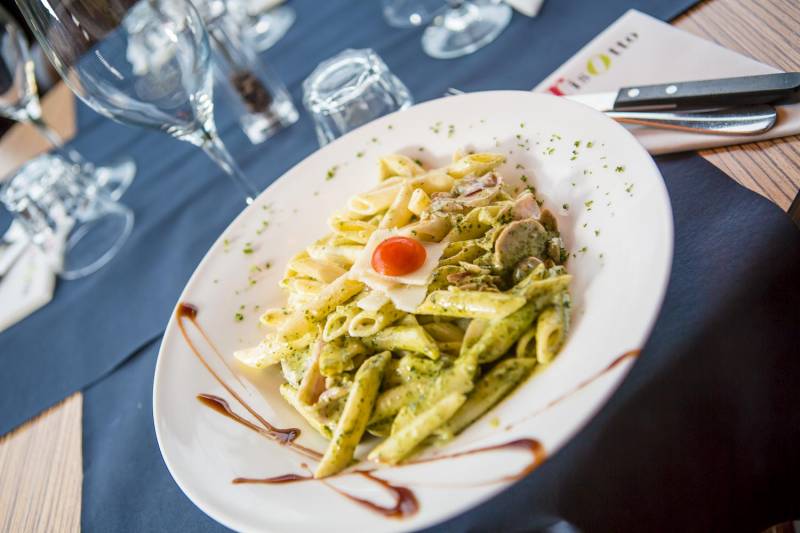 Plateaux repas pour entreprise à Mérignac proche de Bordeaux