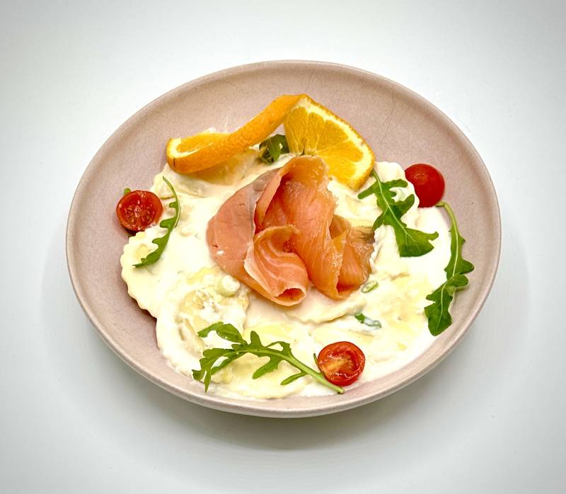 Ravioles au saumon et ricotta, crème citron